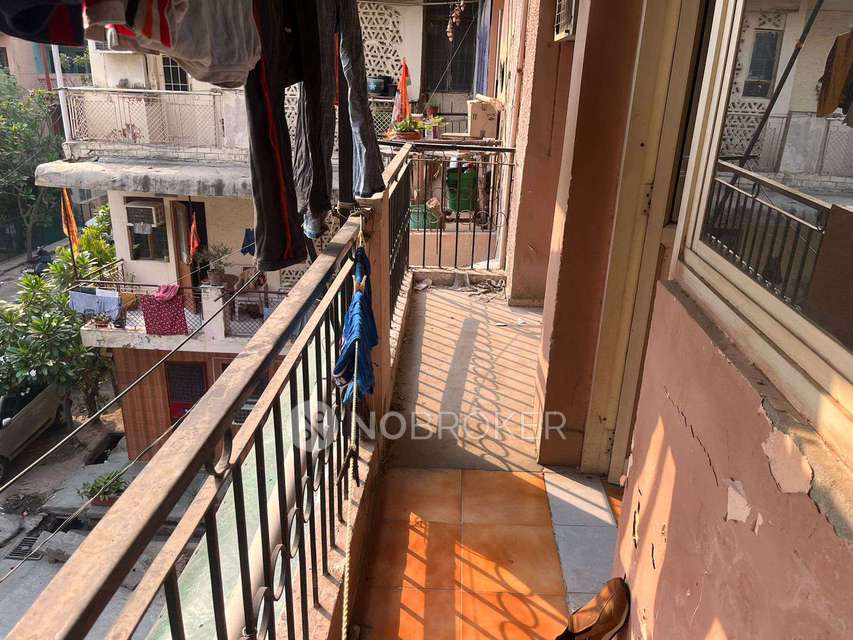 2 BHK Flat In Rwa Jalvayu Vihar For Sale  In Noida