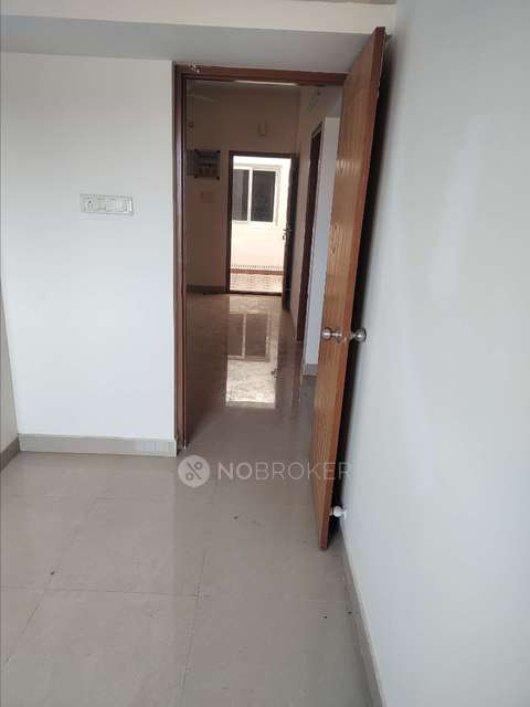 2 BHK Flat In Sudhir Orchid For Sale  In Sholinganallur