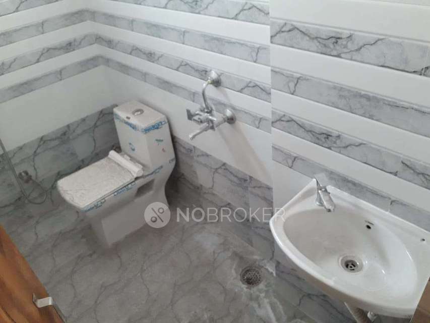 3 BHK Flat In Iram Builders For Sale  In Nampally