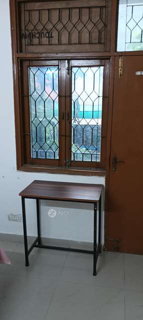 PG for Boys in Saket