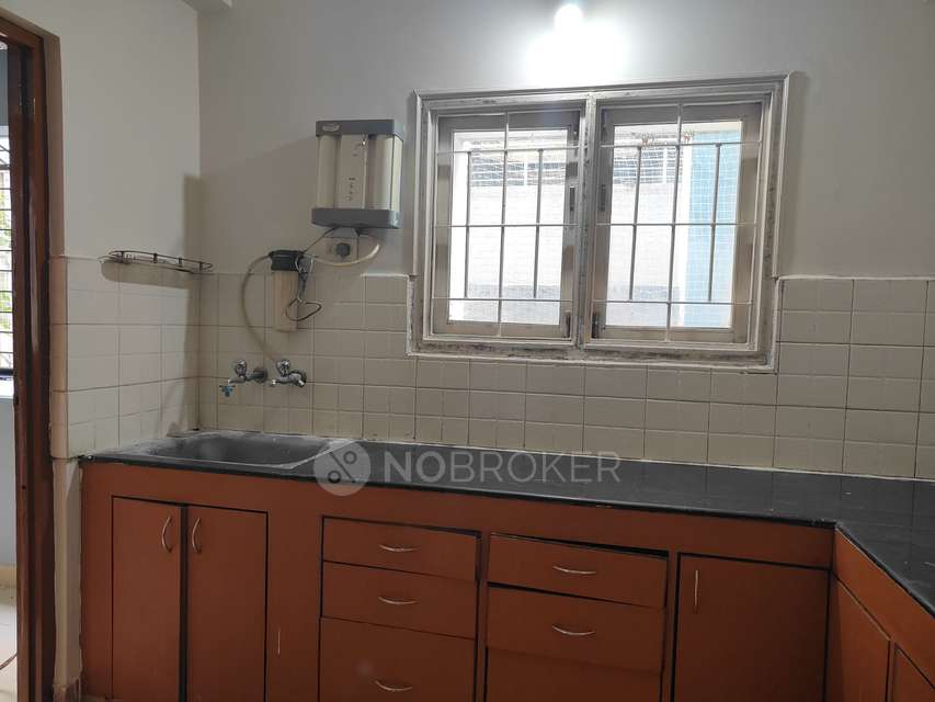 2 BHK Flat In Silicion Ridge  For Sale  In Attapur