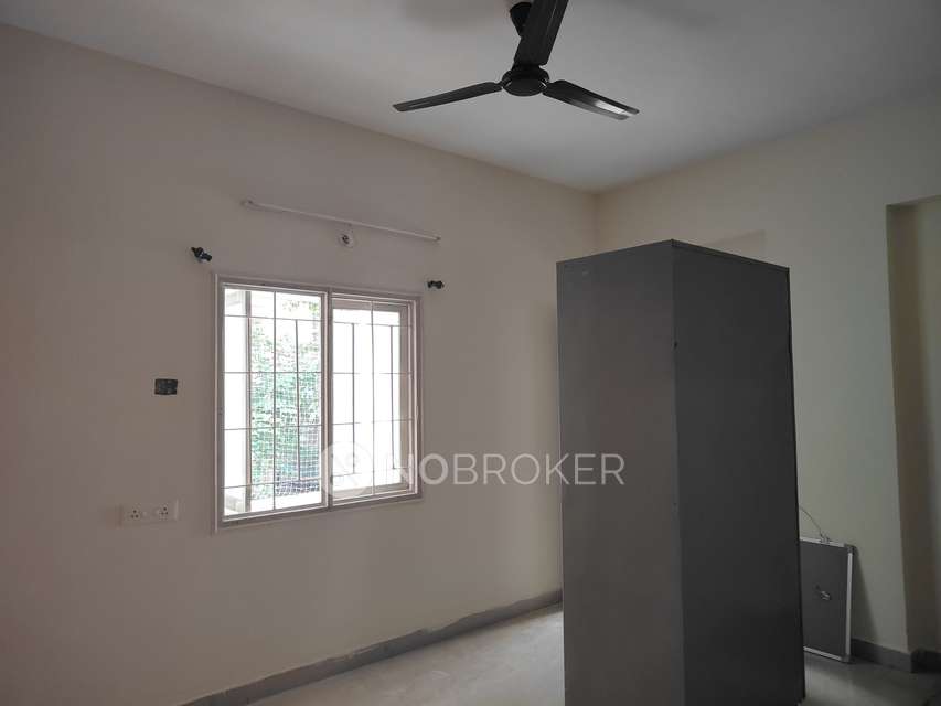 2 BHK Flat In Silicion Ridge  For Sale  In Attapur