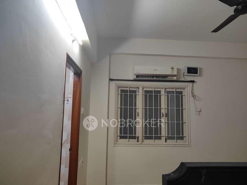 2 BHK Flat In Silicion Ridge  For Sale  In Attapur