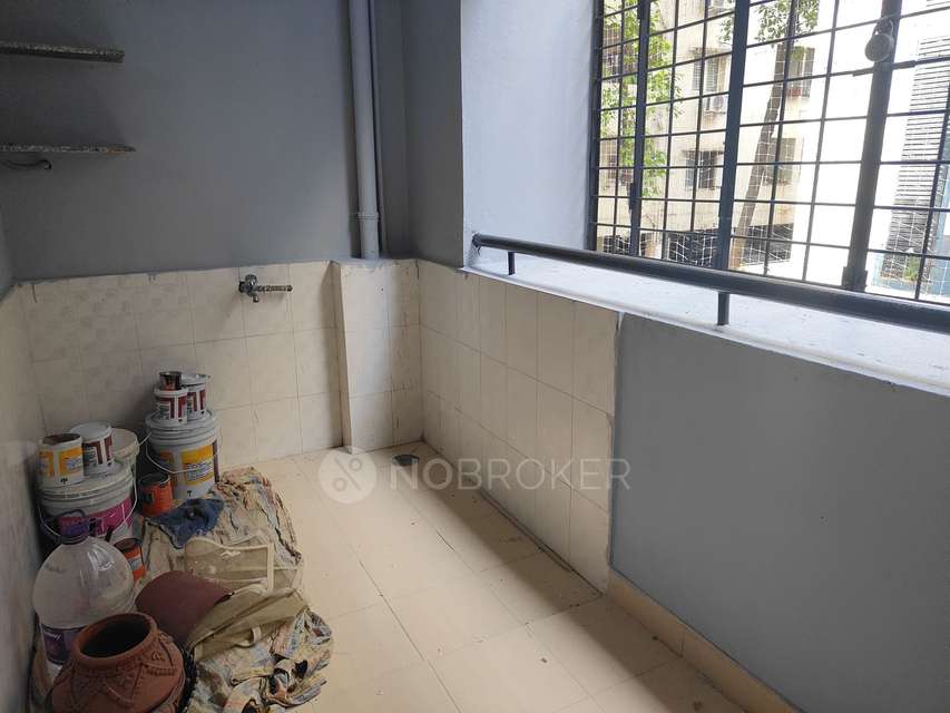 2 BHK Flat In Silicion Ridge  For Sale  In Attapur