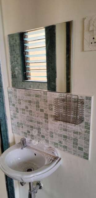 1 BHK Flat In Hansadhwani Gruhsankul For Sale  In Kalamboli