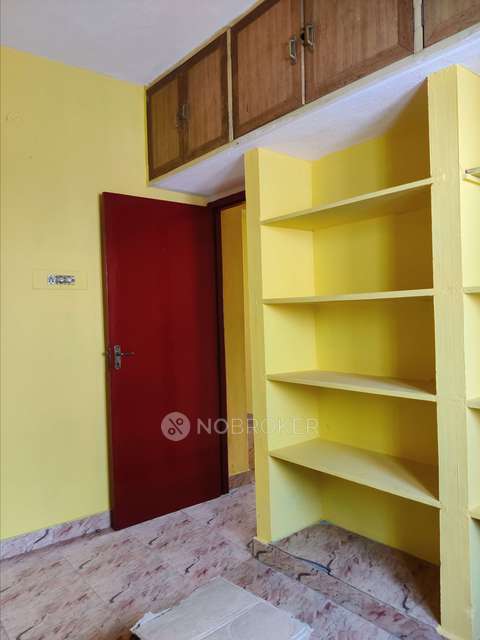 2 BHK Flat In Shakti Vignesh Apartments For Sale  In Korattur