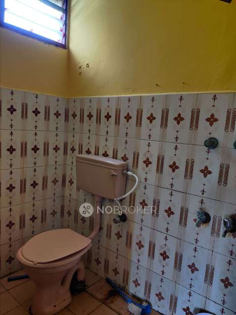 2 BHK Flat In Shakti Vignesh Apartments For Sale  In Korattur