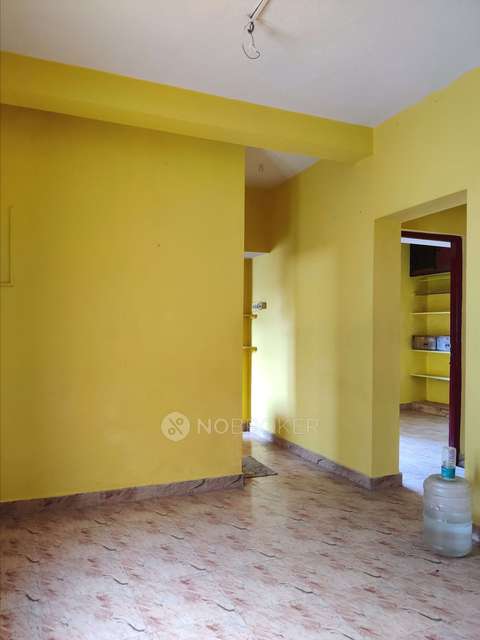 2 BHK Flat In Shakti Vignesh Apartments For Sale  In Korattur