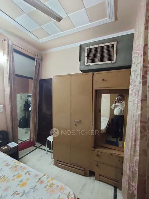 3 BHK Flat For Sale  In Rohini