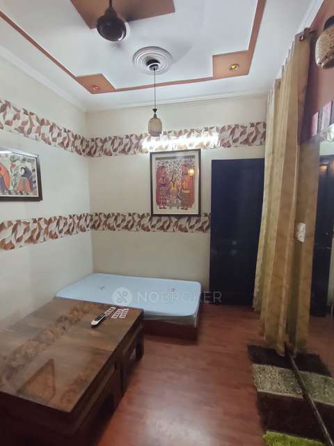 3 BHK Flat For Sale  In Rohini