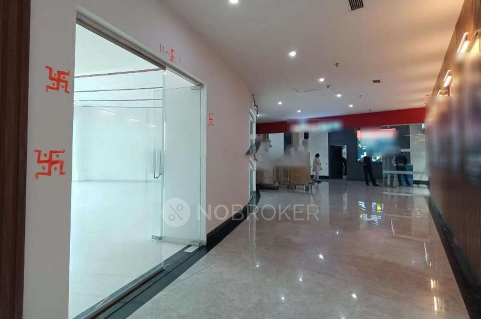 Showroom in Wanowrie, Pune for sale 