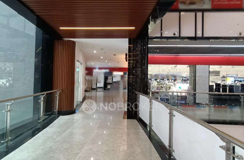 Showroom in Wanowrie, Pune for sale 