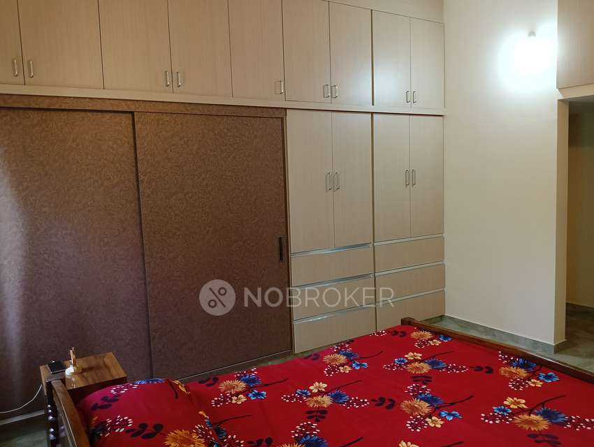 4+ BHK Flat For Sale  In Kodigehalli