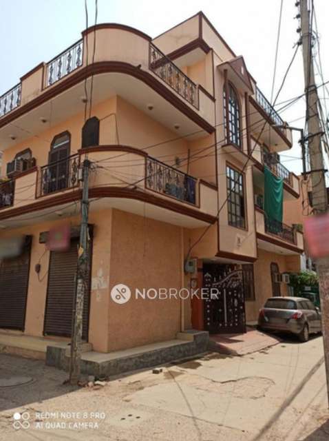 Shop in Sector 12, Gurgaon for sale 