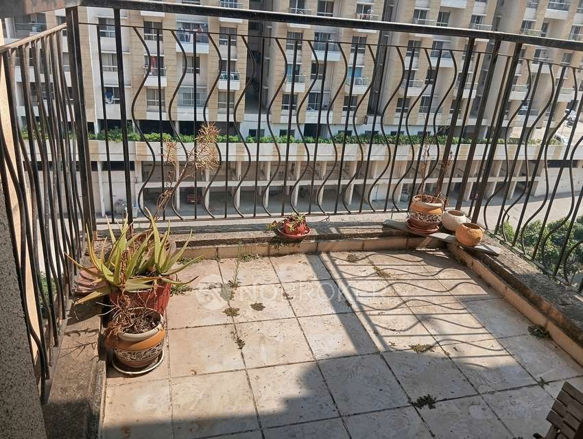 3 BHK Flat In Kumar Urban Kul Ecoloch For Sale  In Mahalunge