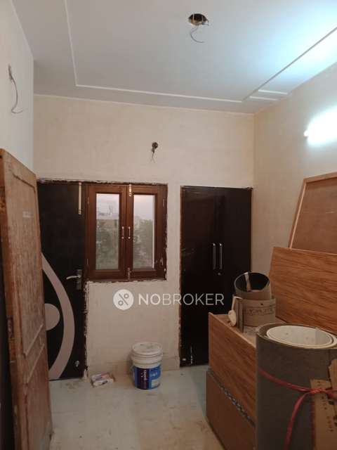 3 BHK Flat In Dda Flat   for Rent  In Shalimar Bagh