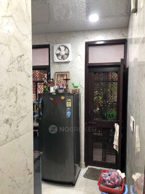 3 BHK Flat For Sale  In Laxmi Nagar