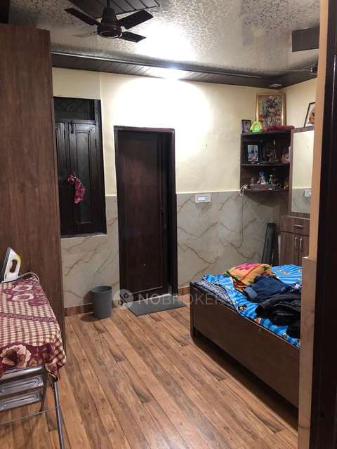 3 BHK Flat For Sale  In Laxmi Nagar