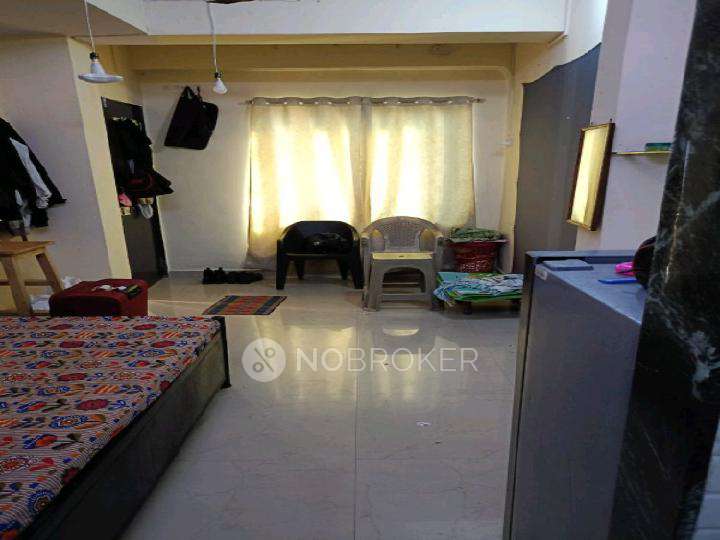PG for Anyone in Juhu Circle
