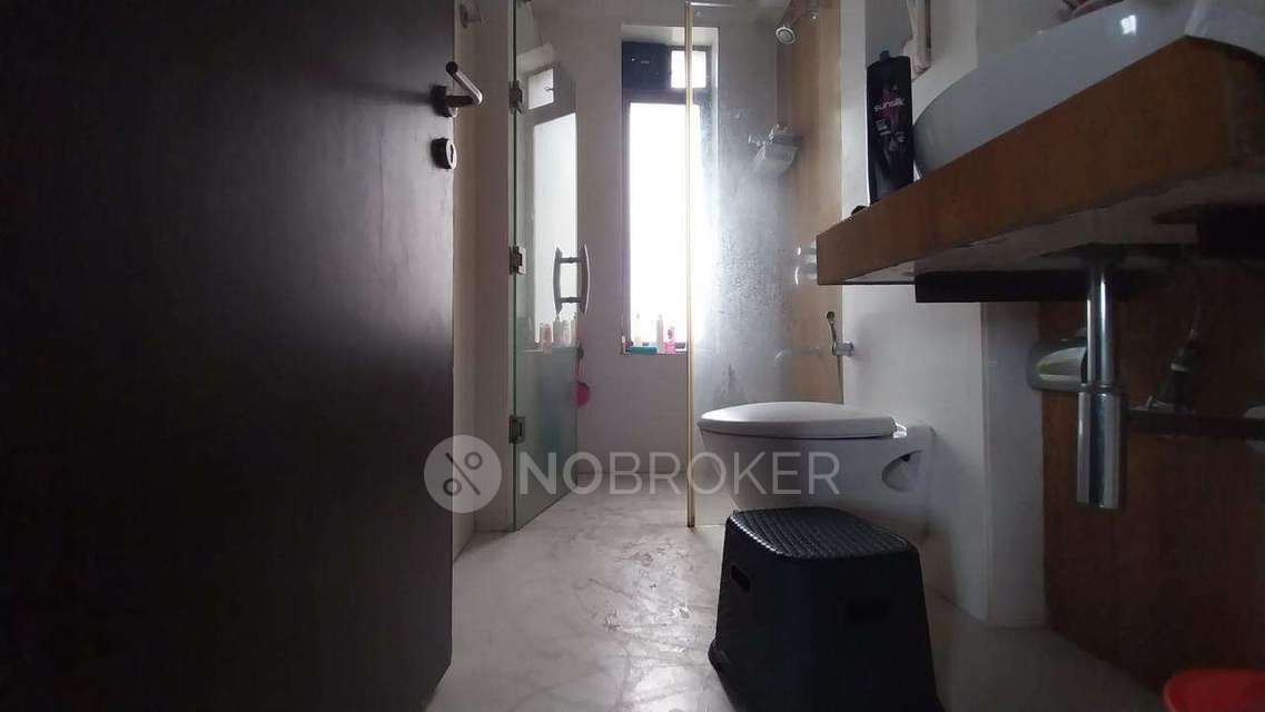 3 BHK Flat In Lodha Luxuria For Sale  In Thane West