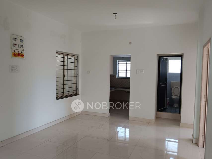 2 BHK Flat In Apartment For Sale  In Pallavaram