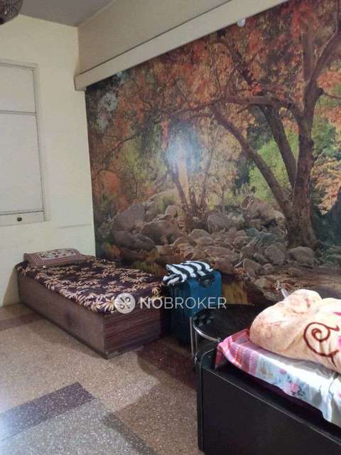 Shared Room for Female In 2 BHK  In Aga Khan Soci In  Agarkar Nagar