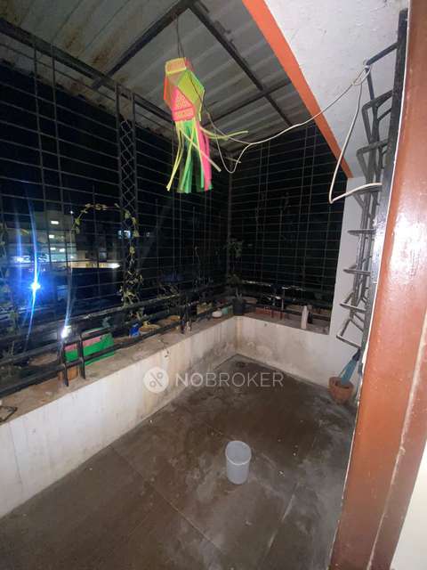 1 BHK Flat In Balaji Square  for Rent  In Vikas Nagar