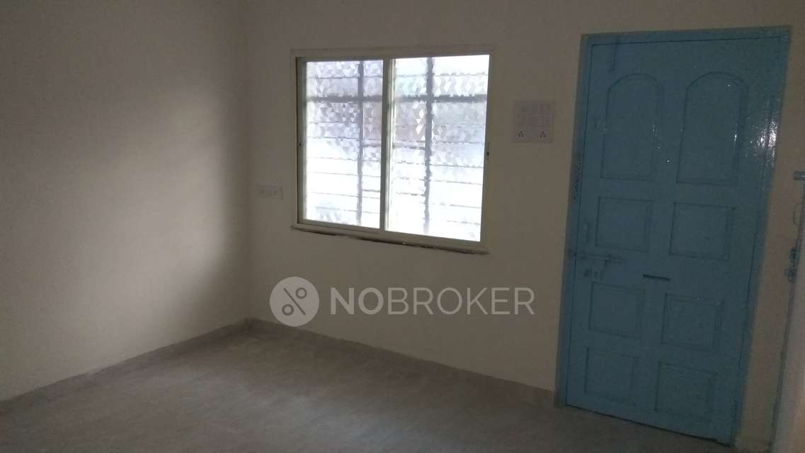 1 BHK Flat In Karveer Housing Society for Rent  In Karveer Society