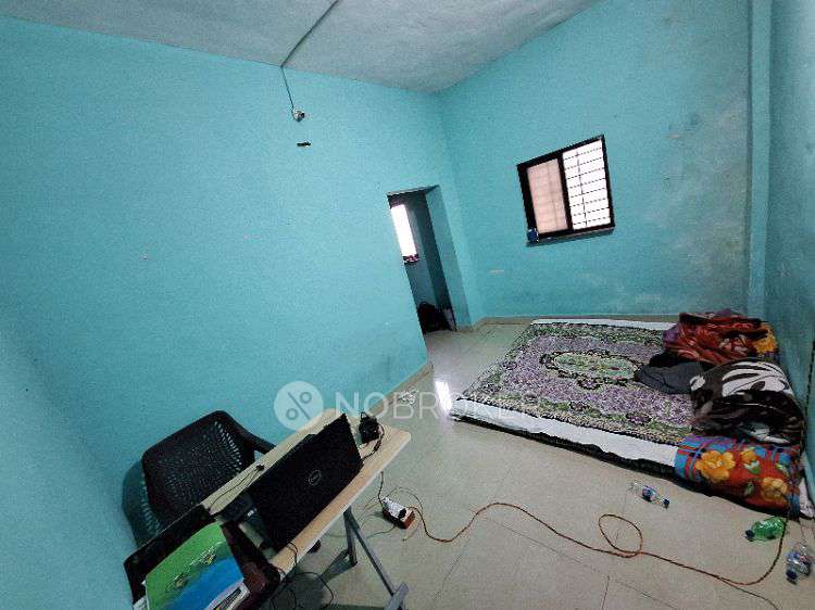 1 RK House for Rent  In Shanti Nagar.