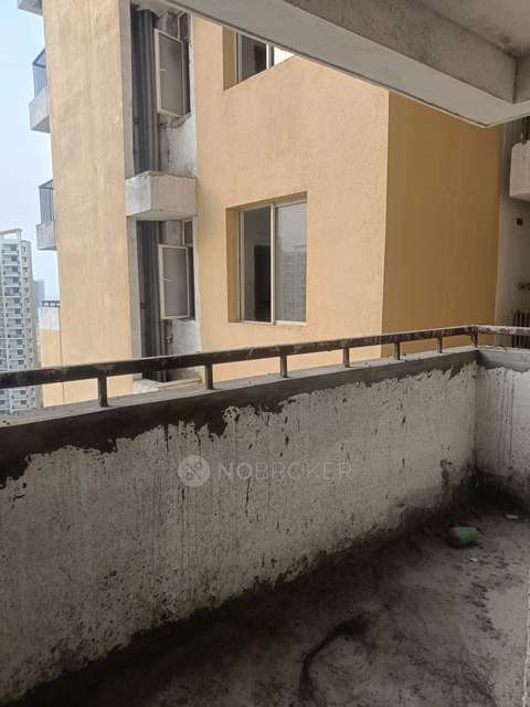 4 BHK Flat In Sare Homes Crescent Parc Petioles For Sale  In  Sector 92