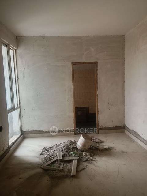 4 BHK Flat In Sare Homes Crescent Parc Petioles For Sale  In  Sector 92