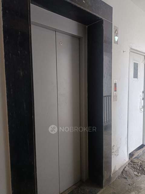 4 BHK Flat In Sare Homes Crescent Parc Petioles For Sale  In  Sector 92