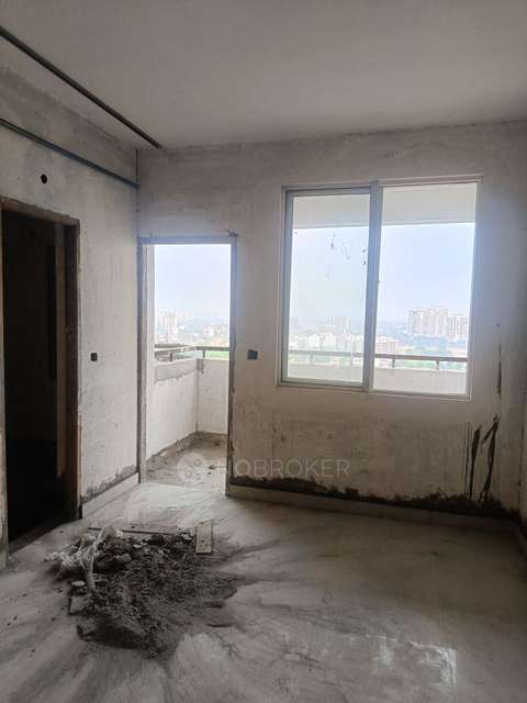 4 BHK Flat In Sare Homes Crescent Parc Petioles For Sale  In  Sector 92