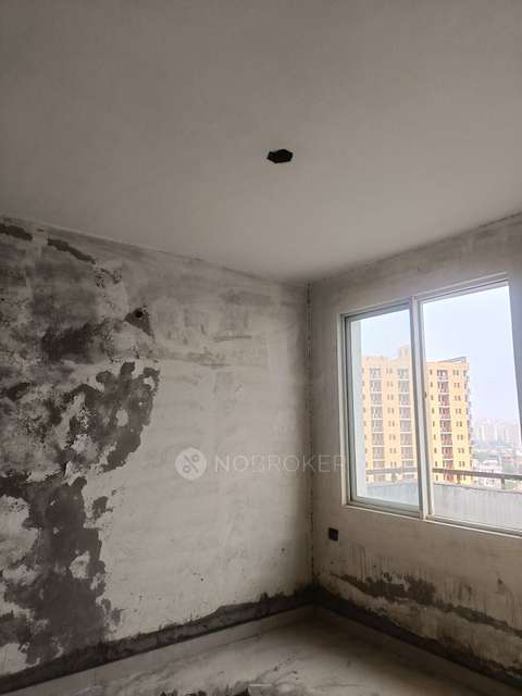 4 BHK Flat In Sare Homes Crescent Parc Petioles For Sale  In  Sector 92