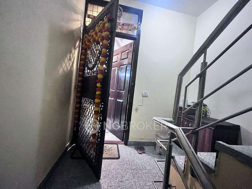 3 BHK Flat For Sale  In Mahavir Enclave I South