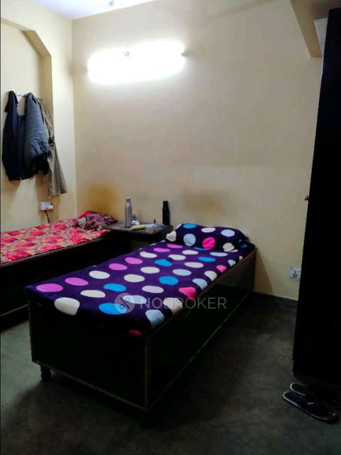 PG for Boys in Govind Puri