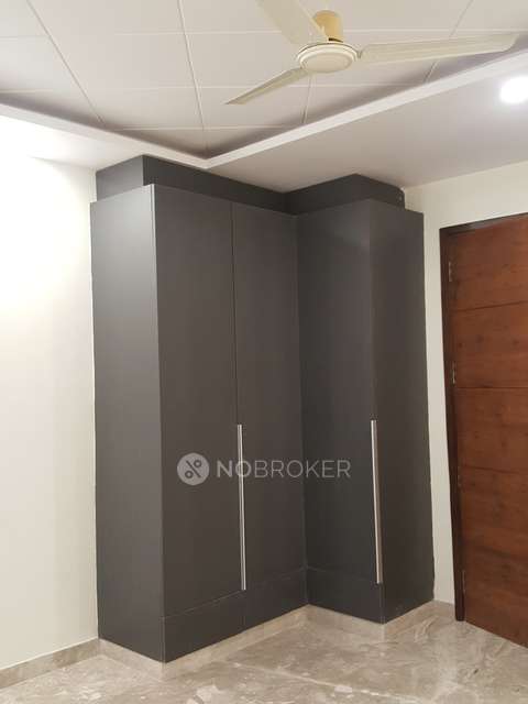 2 BHK Flat for Rent  In Subhash Nagar