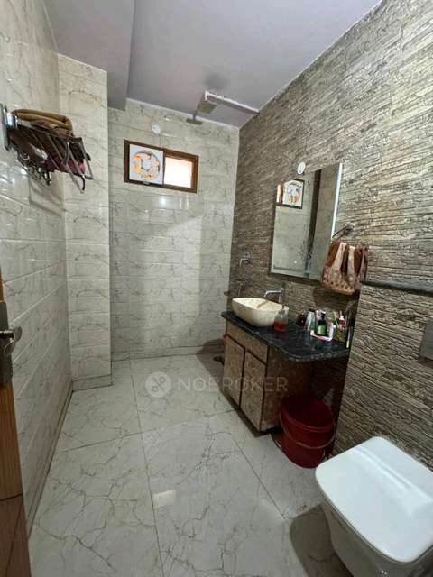 3 BHK Flat For Sale  In Tilak Nagar