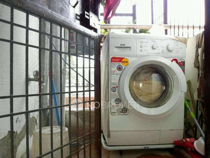 2 BHK Flat In Builder Floor, Flat - Ga For Sale  In Vidhayak Colony