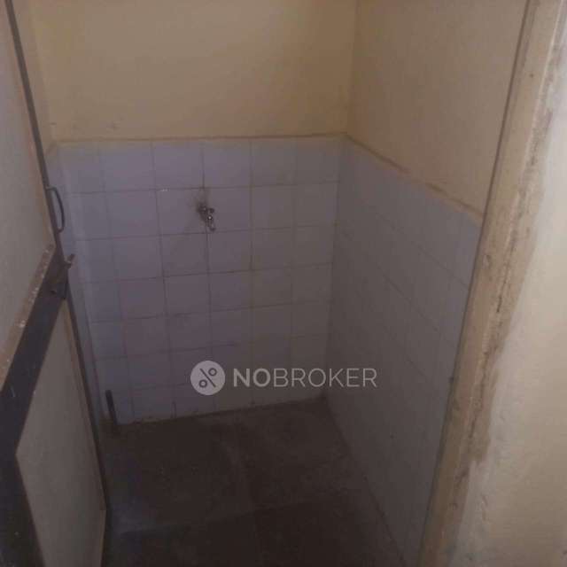 1 RK Flat In Standalone Building for Rent In Uttam Nagar