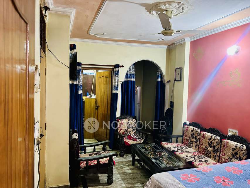 1 BHK House For Sale  In Dilshad Colony