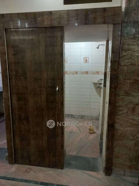 4 BHK Flat For Sale  In Pitampura