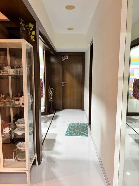 2 BHK Flat In Mayfair Hillcrest For Sale  In Vikhroli West