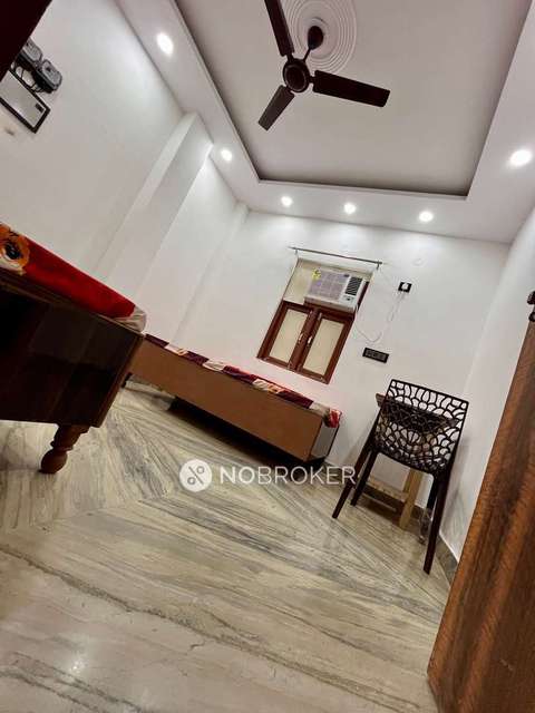 PG for Girls in Kamla Nagar