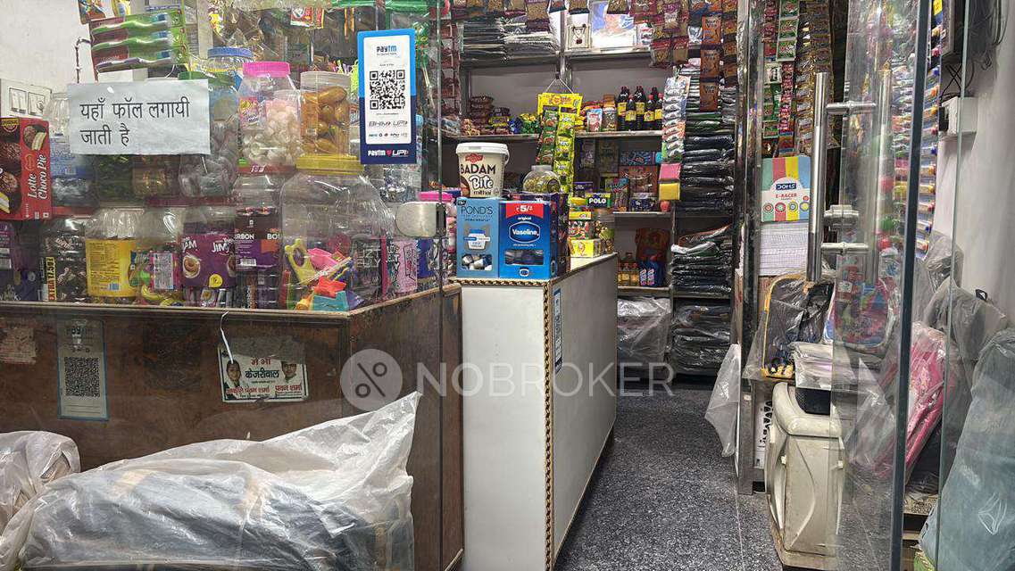 Shop in Mahavir Enclave, Delhi for sale 