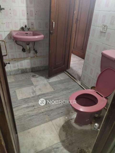 4 BHK Flat For Sale  In East Of Kailash