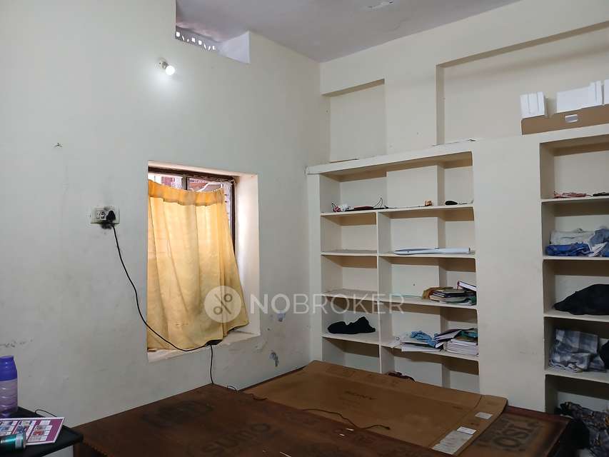 1 BHK Flat In Krsna#39 For Sale  In 40-108