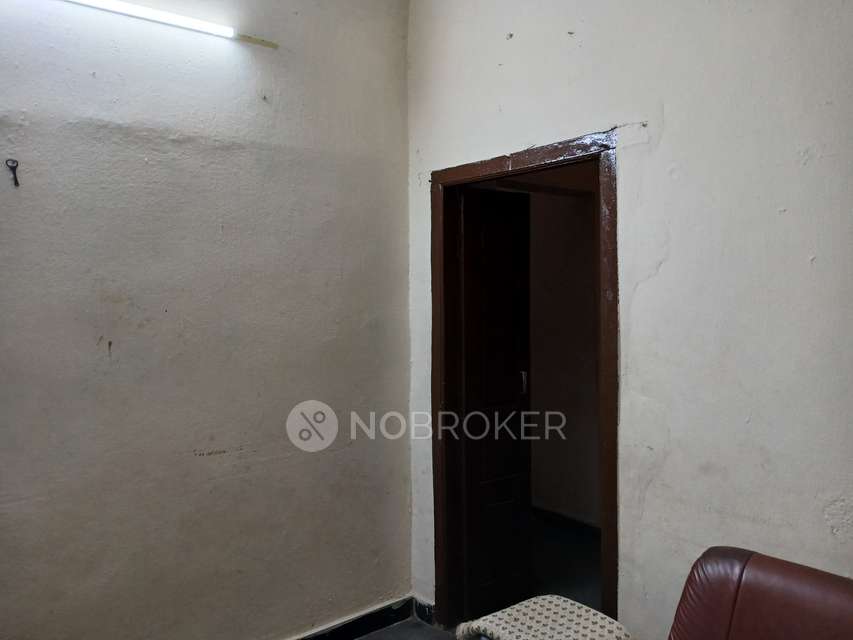 1 BHK Flat In Krsna#39 For Sale  In 40-108