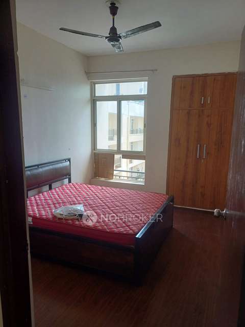 3 BHK Flat In Jaypee Greens Wish Town Klassic, Sector 134 For Sale  In Sector 134