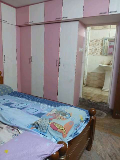 3 BHK Flat In Hiranya Enclave, Chrompet For Sale  In Chromepet